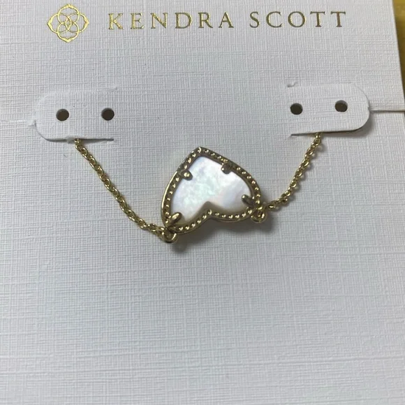Kendra Scott Gold and White Heart Necklace - Picture 2 of 4